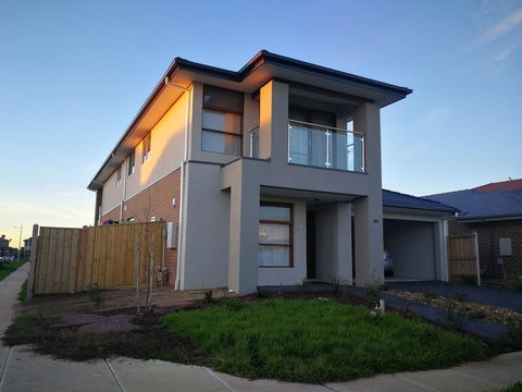 Lily Family - Accommodation Port Macquarie 0