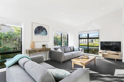Links Idyllic Break 47 - Accommodation Port Macquarie 0