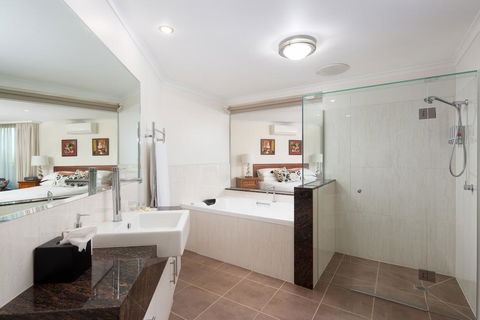 Luna Blu - Luxury B&B - Accommodation Port Macquarie 3