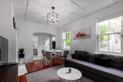 Luxurious Historic Home With Harbour Bridge Views - Accommodation Port Macquarie 0