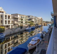 Luxurious Mandurah Marina Apartment - Accommodation Port Macquarie