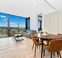 Luxury and Right next to the Central station  Shopping Center - Accommodation Port Macquarie