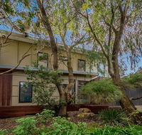 LUXURY BY THE SEA - CLOSE TO THE BEACH - Accommodation Port Macquarie