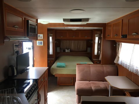 Luxury Caravan - Accommodation Port Macquarie 0