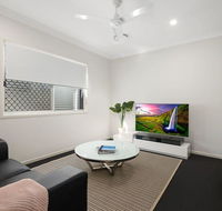 Luxury Home close to Sleemans QE2 Hospital  Griffith Uni - Accommodation Port Macquarie