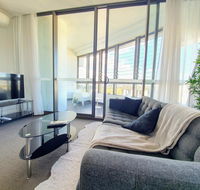 Luxury Level 2-bed 2-bath City View Apt in Olympic Park - Accommodation Port Macquarie