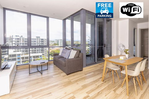 Luxury Modern Apartment In Southport With Hotel Facilities - Accommodation Port Macquarie 0