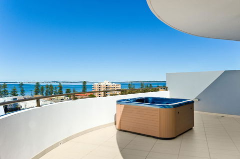 Luxury Ocean Penthouse - Accommodation Port Macquarie 0