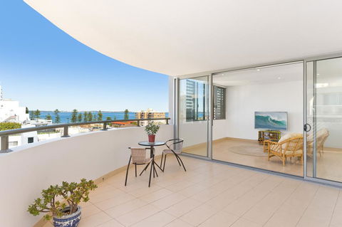 Luxury Ocean Penthouse - Accommodation Port Macquarie 3