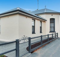 Luxury on the Esplanade - Accommodation Port Macquarie