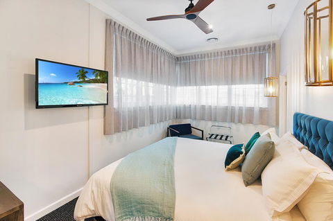 Luxury On The Esplanade - Accommodation Port Macquarie 3