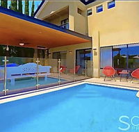 LUXURY VILLA W POOL  SPAS - Accommodation Port Macquarie