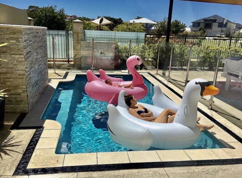 LUXURY VILLA W POOL & SPAS - Accommodation Port Macquarie 1