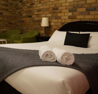 Magdala Motor Lodge  Lakeside Restaurant - Accommodation Port Macquarie