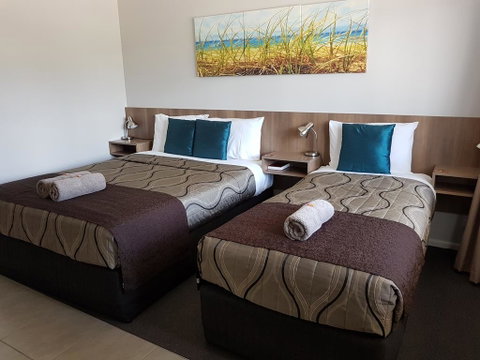 Main Street Motel - Accommodation Port Macquarie 0