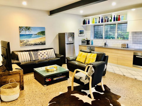 Malibu Apartment - Peregian Beach - Accommodation Port Macquarie 1