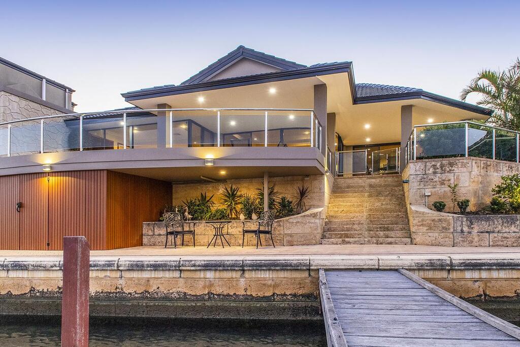 Greenfields WA Accommodation Port Macquarie