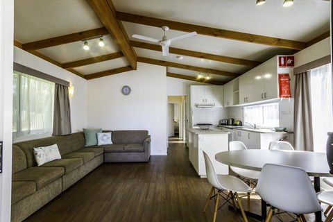 Mannum Riverside Caravan Park - Accommodation Port Macquarie 2