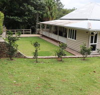Mapleton Falls Farm House - Accommodation Port Macquarie