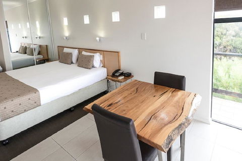 Margaret River Beach Apartments - Accommodation Port Macquarie 1