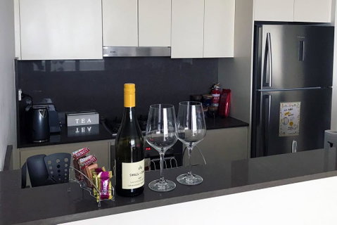 Mascot - Sydney City Views - Accommodation Port Macquarie 3
