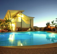 Mayfair Motel