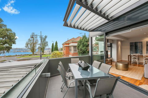 Melbourne Holiday Apartments Williamstown - Accommodation Port Macquarie 3
