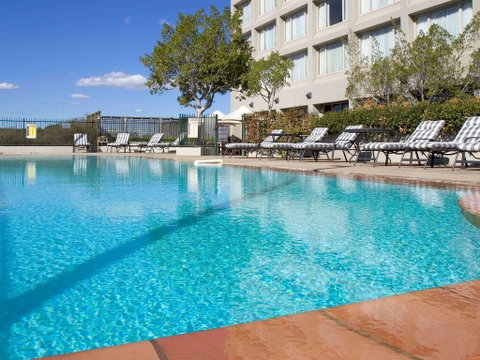 Mercure Sydney Parramatta - Accommodation Port Macquarie 3