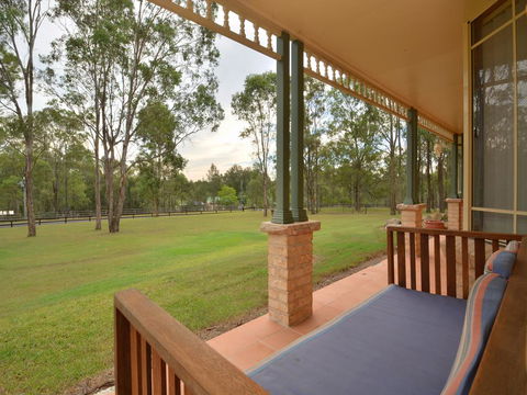 Merewether Homestead With Pool And Family Friendly - Accommodation Port Macquarie 0