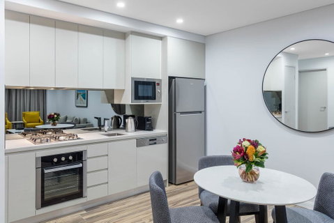 Meriton Suites Bondi Junction - Accommodation Port Macquarie 1