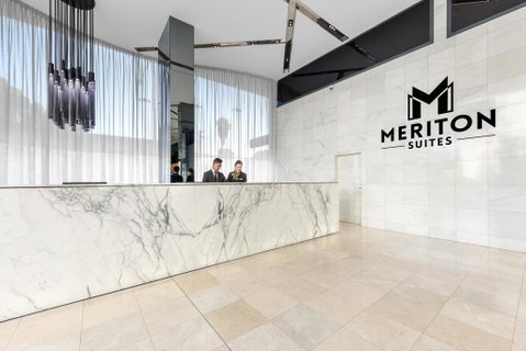 Meriton Suites Mascot Central - Accommodation Port Macquarie 1