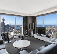 Meriton Suites World Tower - Accommodation Port Macquarie