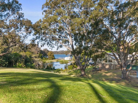 Metung Villa 17 At McMillans - Accommodation Port Macquarie 3