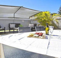 Middle Sea - perfect for two families - Accommodation Port Macquarie