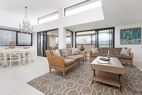 Miramare Gardens Boutique Accommodation - Accommodation Port Macquarie 3