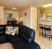 Modern 3 Bedroom Townhouse - Accommodation Port Macquarie