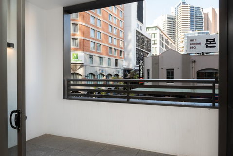 Modern Apartment In Darling Harbour - Accommodation Port Macquarie 3