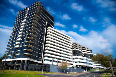 Modern, Clean, Luxury At The Right Price..... - Accommodation Port Macquarie 0