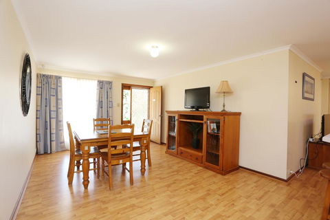 Moonta Bay Accommodation - Accommodation Port Macquarie 1