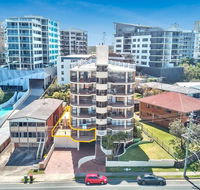 Moreton Towers Unit 1 25 Moreton Pde Kings Beach - Accommodation Port Macquarie