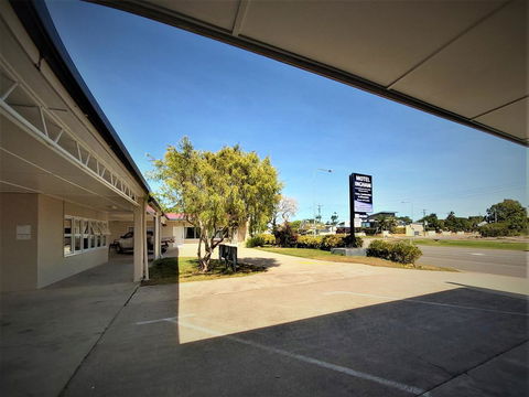 Motel Ingham - Accommodation Port Macquarie 0
