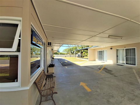 Motel Ingham - Accommodation Port Macquarie 1