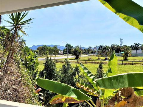 Motel Ingham - Accommodation Port Macquarie 2
