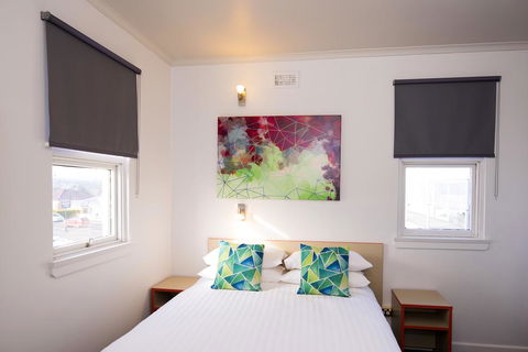 Mowbray Hotel - Accommodation Port Macquarie 0