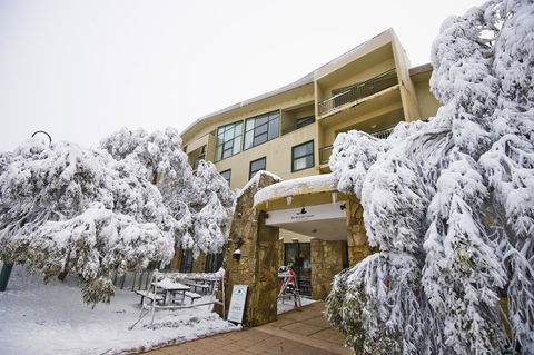Mt Buller Chalet Hotel & Suites - Accommodation Port Macquarie 0