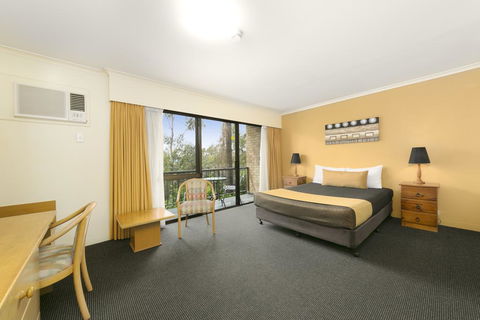Mt Ommaney Hotel Apartments - Accommodation Port Macquarie 1