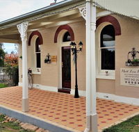 Must Love Dogs BB  Self Contained Cottage - Accommodation Port Macquarie