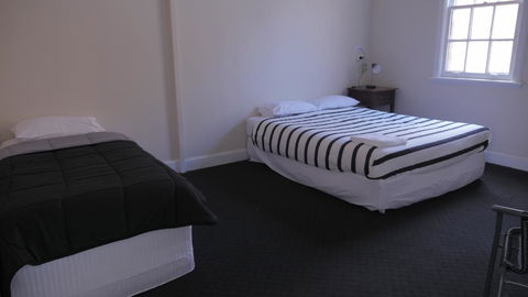 National Hotel Toowoomba - Accommodation Port Macquarie 2