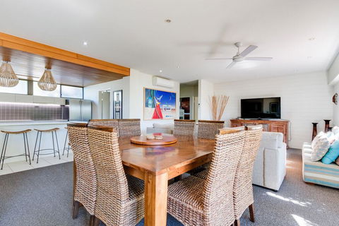 Nautilus Beachfront Villas & Spa - Accommodation Port Macquarie 2