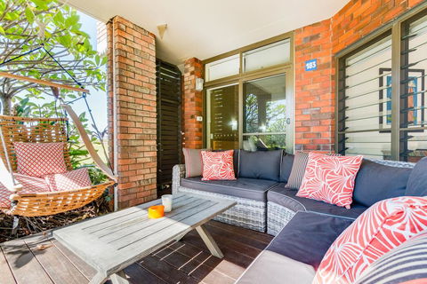 Nautilus Beachfront Villas & Spa - Accommodation Port Macquarie 1